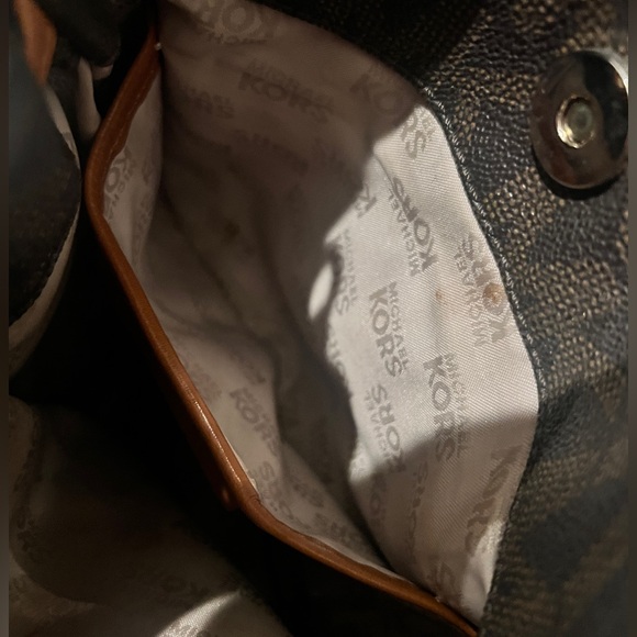 Michael Kors Small Crossbody Bucket Bag Purse Fringe Tassel - Picture 4 of 8